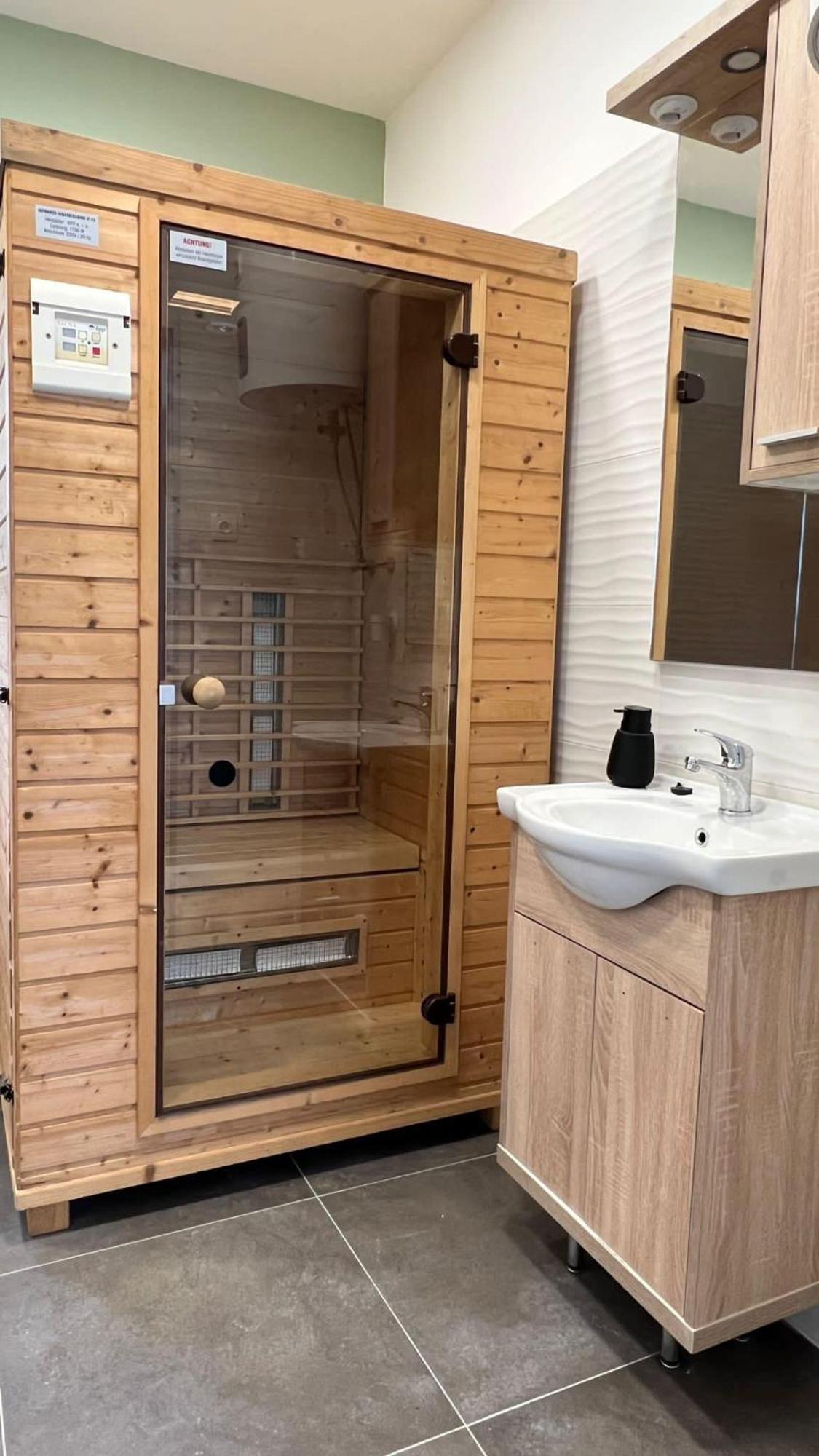 Alpok - Spirit Apartman Park Kőszeg Buitenkant foto